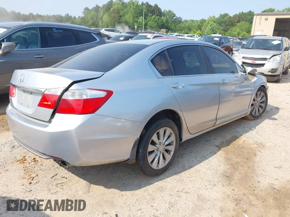 2013 Honda Accord EX z VIN 1HGCR2F7XDA039828, wystawiony jako IAAI lot #42387672 z przebiegiem 183 844 mil mil oraz . Historia ofert i sprzedaży dostępna na DreamBid. Obrazek 4.