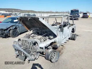 2005 Jeep Wrangler Unlimited with VIN 1J4FA44S55P366393, listed as a IAAI auction lot 41849008 with 0 mi miles. Bid and sale history available at carsss.com. Image 15.
