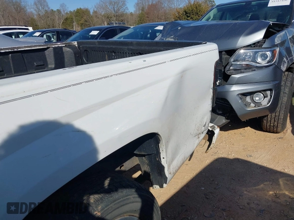2009 Chevrolet Colorado Work Truck z VIN 1GCCS19E498146802, wystawiony jako IAAI lot #41523142 z przebiegiem 232 346 mil mil oraz . Historia ofert i sprzedaży dostępna na DreamBid. Obrazek 6.