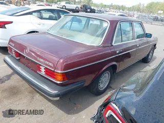 1985 Mercedes-Benz 300 with VIN WDBAB33CXFA233598, listed as a IAAI auction lot 41975316 with 149,707 mi miles and . Bid and sale history available at DreamBid. Image 4.