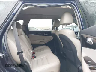 2020 Kia Sorento EX V6 with VIN 5XYPH4A5XLG677628, listed as a IAAI auction lot 41106780 with 62,374 mi miles. Bid and sale history available at carsss.com. Image 8.