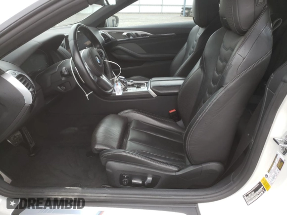 2022 BMW 8 Series 840i z VIN WBADZ2C04NCK03233, wystawiony jako Copart lot #48758235 z przebiegiem 18 113 mil mil oraz Szkoda całkowita • Salvage title. Historia ofert i sprzedaży dostępna na DreamBid. Obrazek 7.