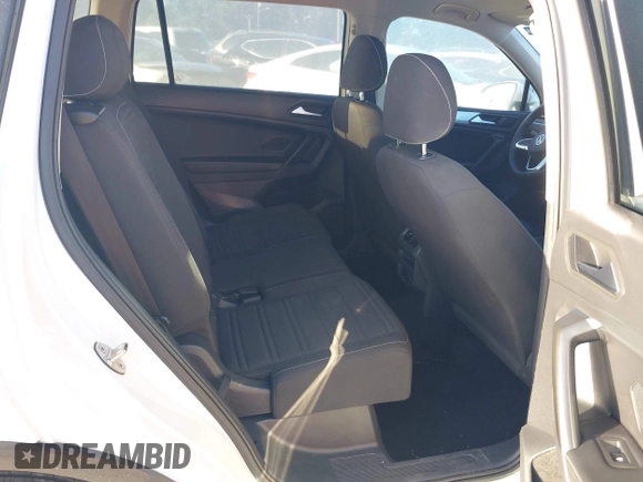 2022 Volkswagen Tiguan S z VIN 3VV1B7AX0NM126321, wystawiony jako IAAI lot #41939646 z przebiegiem 62 309 mil mil oraz . Historia ofert i sprzedaży dostępna na DreamBid. Obrazek 8.