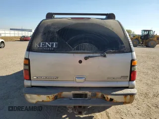 2005 Chevrolet Suburban LS with VIN 3GNFK16Z35G187860, listed as a Copart auction lot 74930654 with 247,510 mi miles and Salvage Title. Bid and sale history available at carsss.com. Image 6.
