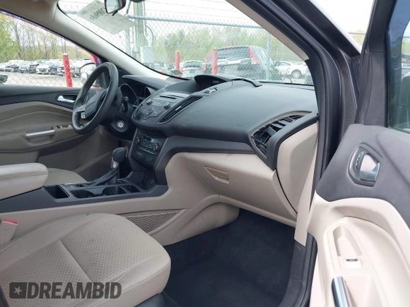 2017 Ford Escape SE with VIN 1FMCU9GD1HUC27843, listed as a IAAI auction lot 42009686 with 111,290 mi miles and . Bid and sale history available at DreamBid. Image 5.