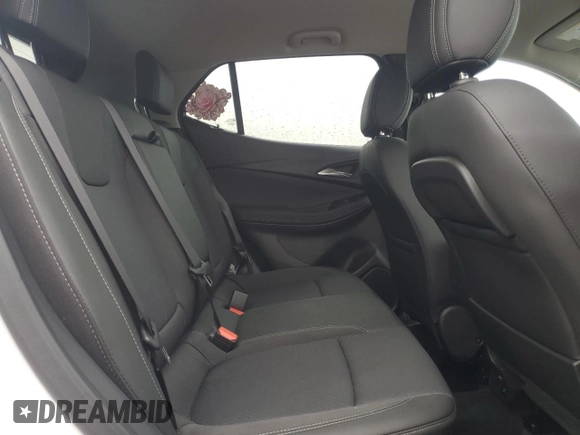 2023 Buick Encore GX Select z VIN KL4MMESL4PB126039, wystawiony jako Copart lot #55856285 z przebiegiem 2 582 mil mil oraz Szkoda całkowita • Salvage title. Historia ofert i sprzedaży dostępna na DreamBid. Obrazek 11.