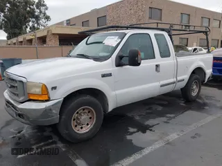 1999 Ford F-250 XL с VIN 1FTNX20L2XEC79228, выставлен на аукционе IAAI как лот 40369897 с пробегом 256 289 миль миль и . История ставок и продаж доступна на DreamBid. Изображение 19.