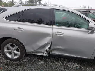 2010 Lexus RX 350 z VIN 2T2BK1BA9AC028039, wystawiony jako IAAI lot #42293524 z przebiegiem 115 588 mil mil oraz . Historia ofert i sprzedaży dostępna na DreamBid. Obrazek 6.
