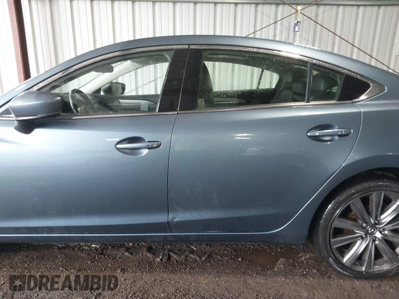 2018 Mazda Mazda6 Touring with VIN JM1GL1VM6J1313332, listed as a IAAI auction lot 41904791 with 71,558 mi miles. Bid and sale history available at carsss.com. Image 15.