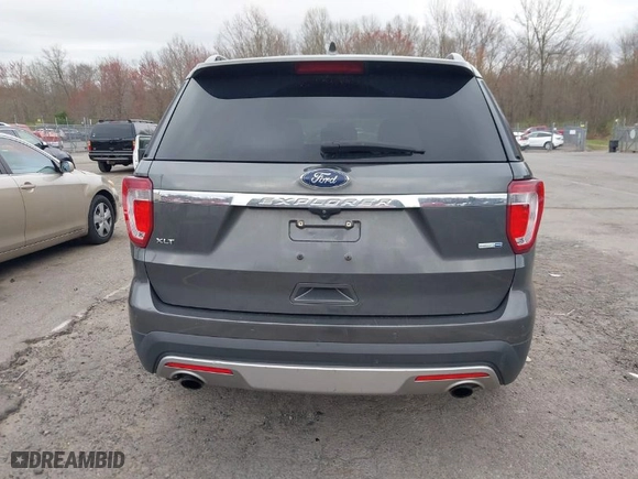 2017 Ford Explorer XLT with VIN 1FM5K8DH1HGC43863, listed as a IAAI auction lot 42064163 with 149,062 mi miles. Bid and sale history available at carsss.com. Image 16.
