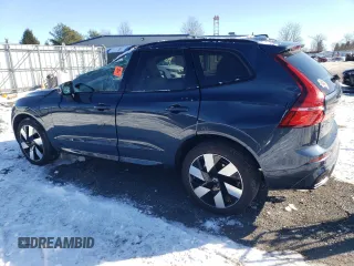 2024 Volvo XC60 Recharge Plug-In Hybrid Ultimate Dark Theme with VIN YV4H60DMXR1918017, listed as a Copart auction lot 87790825 with 5,123 mi miles and Salvage Title. Bid and sale history available at carsss.com. Image 2.