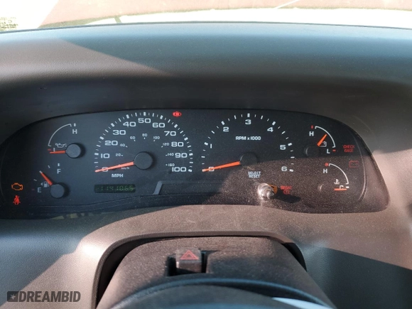 2004 Ford Super Duty F-250 XL with VIN 1FTNX21LX4EA85721, listed as a Copart auction lot 83968884 with 114,106 mi miles and Salvage Title. Bid and sale history available at carsss.com. Image 9.