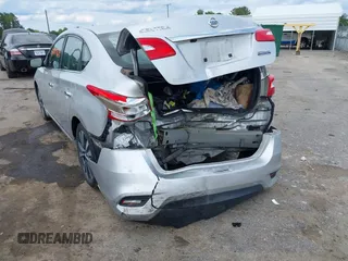 2019 Nissan Sentra SV z VIN 3N1AB7AP4KY431780, wystawiony jako IAAI lot #42189638 z przebiegiem 63 515 mil mil oraz . Historia ofert i sprzedaży dostępna na DreamBid. Obrazek 6.