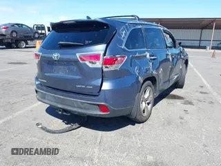 2015 Toyota Highlander Limited с VIN 5TDDKRFH0FS210245, выставлен на аукционе IAAI как лот 42796959 с пробегом 137 181 миль миль и . История ставок и продаж доступна на DreamBid. Изображение 4.