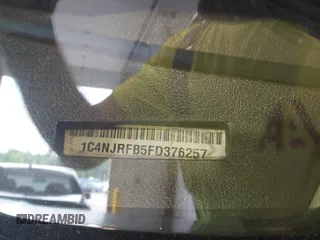 2015 Jeep Patriot High Altitude с VIN 1C4NJRFB5FD376257, выставлен на аукционе IAAI как лот 42792428 с пробегом 101 262 миль миль и . История ставок и продаж доступна на DreamBid. Изображение 9.