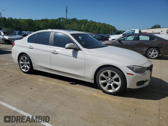 2015 BMW 3 Series 320i xDrive with VIN WBA3C3C56FK202154, listed as a Copart auction lot 54655145 with 71,205 mi miles and Salvage title. Bid and sale history available at DreamBid. Image 4.