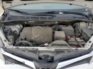 2019 Toyota Sienna LE Auto Access Seat with VIN 5TDKZ3DC9KS977464, listed as a Copart auction lot 54574395 with 111,346 mi miles and Salvage Title. Bid and sale history available at DreamBid. Image 11.