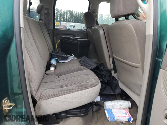 2004 Dodge 2500 SLT z VIN 3D7KU28C44G137957, wystawiony jako Copart lot #57689175 z przebiegiem 184 166 mil mil oraz Szkoda całkowita • Salvage title. Historia ofert i sprzedaży dostępna na DreamBid. Obrazek 10.