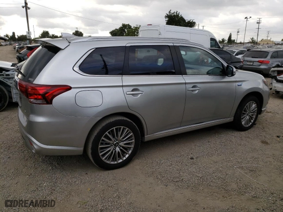 2022 Mitsubishi Outlander PHEV SEL with VIN JA4J2VA73NZ066787, listed as a Copart auction lot 73940083 with 20,740 mi miles. Bid and sale history available at carsss.com. Image 3.