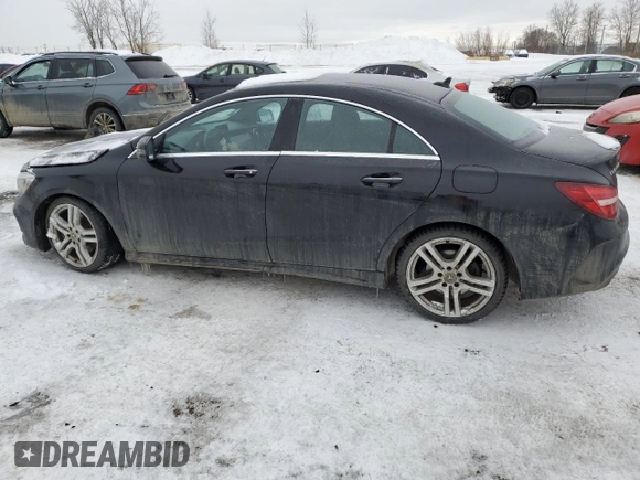 2018 Mercedes-Benz CLA 250 z VIN WDDSJ4GB4JN592629, wystawiony jako Copart lot #44162995 z przebiegiem 105 024 mil mil oraz Szkoda całkowita • Salvage title. Historia ofert i sprzedaży dostępna na DreamBid. Obrazek 2.