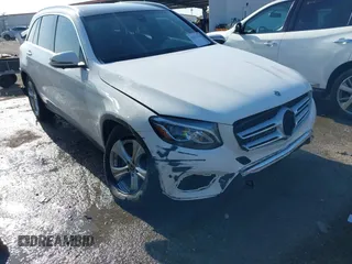 2018 Mercedes-Benz GLC 300 z VIN WDC0G4JB0JV101329, wystawiony jako IAAI lot #42671745 z przebiegiem 156 615 mil mil oraz . Historia ofert i sprzedaży dostępna na DreamBid. Obrazek 6.