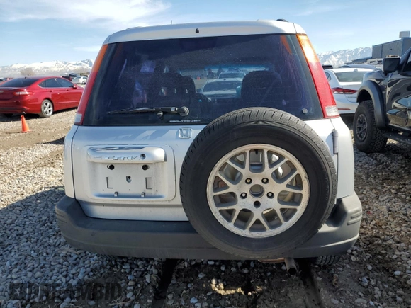 1997 Honda CR-V with VIN JHLRD184XVC005210, listed as a Copart auction lot 46392155 with 296,613 mi miles and Salvage Title. Bid and sale history available at carsss.com. Image 6.