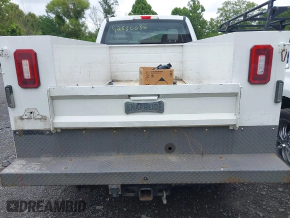 2019 Ford F-350 Platinum with VIN 1FT7W3BTXKEG58288, listed as a IAAI auction lot 42630082 with 161,637 mi miles and . Bid and sale history available at DreamBid. Image 16.