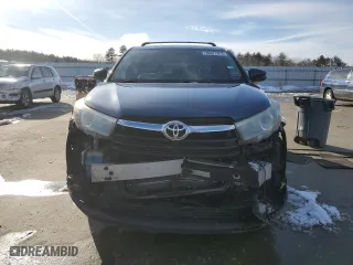 2015 Toyota Highlander LE with VIN 5TDBKRFH3FS142112, listed as a Copart auction lot 46977675 with 254,519 mi miles and Salvage Title. Bid and sale history available at carsss.com. Image 5.