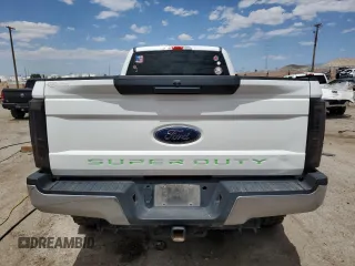 2019 Ford F-250 XL z VIN 1FT7W2B69KED65499, wystawiony jako Copart lot #55307825 z przebiegiem 58 091 mil mil oraz Szkoda całkowita • Salvage title. Historia ofert i sprzedaży dostępna na DreamBid. Obrazek 6.