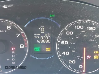 2005 Acura TSX z VIN JH4CL96855C015202, wystawiony jako IAAI lot #42374204 z przebiegiem 128 880 mil mil oraz . Historia ofert i sprzedaży dostępna na DreamBid. Obrazek 16.