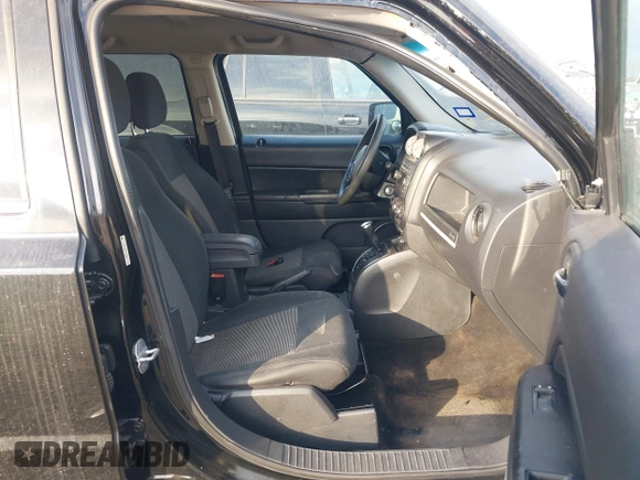 2014 Jeep Patriot Sport with VIN 1C4NJPBB0ED628991, listed as a IAAI auction lot 41781258 with 179,591 mi miles. Bid and sale history available at carsss.com. Image 5.