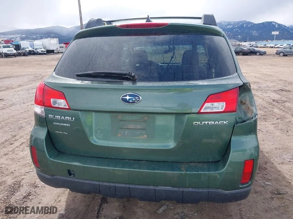 2014 Subaru Outback 2.5i Premium with VIN 4S4BRCCC3E3245091, listed as a IAAI auction lot 41781147 with 81,102 mi miles. Bid and sale history available at carsss.com. Image 17.