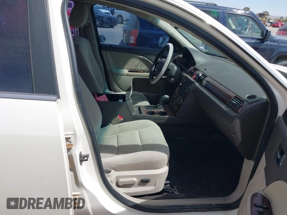 2009 Ford Taurus SEL with VIN 1FAHP24WX9G104546, listed as a IAAI auction lot 42047740 with 111,790 mi miles. Bid and sale history available at carsss.com. Image 5.