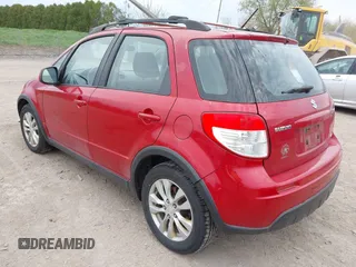 2013 Suzuki SX4 Crossover with VIN JS2YB5A37D6101984, listed as a IAAI auction lot 42121276 with 136,073 mi miles. Bid and sale history available at carsss.com. Image 3.