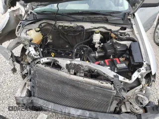 2012 Ford Escape XLS z VIN 1FMCU0C7XCKC17232, wystawiony jako Copart lot #85686464 z przebiegiem 123 632 mil mil oraz Szkoda całkowita • Salvage title. Historia ofert i sprzedaży dostępna na DreamBid. Obrazek 11.