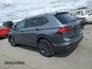 2023 Volkswagen Tiguan SE z VIN 3VV3B7AXXPM107898, wystawiony jako Copart lot #52042935 z przebiegiem 48 454 mil mil oraz Szkoda całkowita • Salvage title. Historia ofert i sprzedaży dostępna na DreamBid. Obrazek 2.