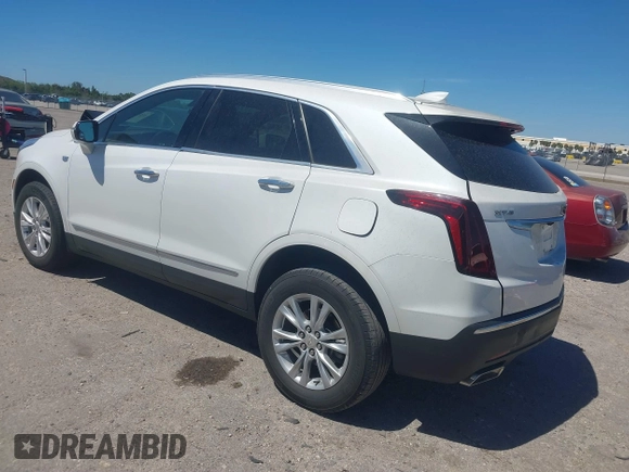 2021 Cadillac XT5 FWD Luxury with VIN 1GYKNAR48MZ149757, listed as a IAAI auction lot 41851510 with 37,607 mi miles. Bid and sale history available at carsss.com. Image 3.