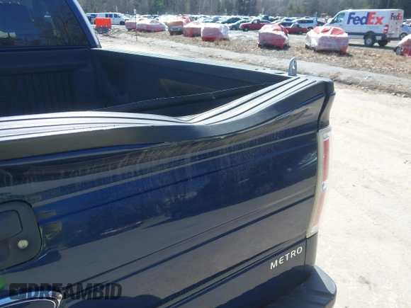 2009 Ford F-150 STX with VIN 1FTRX14889KB49041, listed as a IAAI auction lot 41925348 with 105,253 mi miles. Bid and sale history available at carsss.com. Image 6.