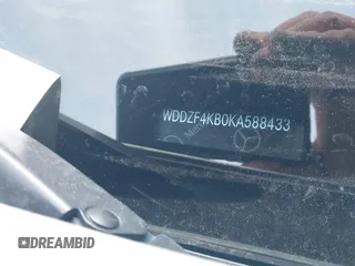 2019 Mercedes-Benz E 300 with VIN WDDZF4KB0KA588433, listed as a IAAI auction lot 42078946 with 68,552 mi miles and . Bid and sale history available at DreamBid. Image 16.