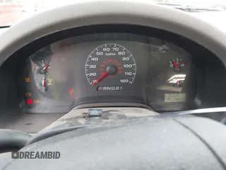 2004 Ford F-150 STX с VIN 1FTRX12W24NA10953, выставлен на аукционе IAAI как лот 42763234 с пробегом 262 484 миль миль и . История ставок и продаж доступна на DreamBid. Изображение 7.
