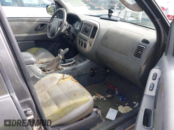 2006 Ford Escape Hybrid with VIN 1FMCU96HX6KC96124, listed as a IAAI auction lot 42272741 with Not provided miles and . Bid and sale history available at DreamBid. Image 5.