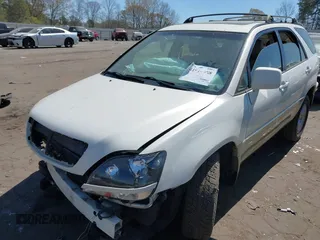 1999 Lexus RX 300 Luxury SUV with VIN JT6GF10UXX0025365, listed as a IAAI auction lot 41914688 with 276,804 mi miles. Bid and sale history available at carsss.com. Image 17.