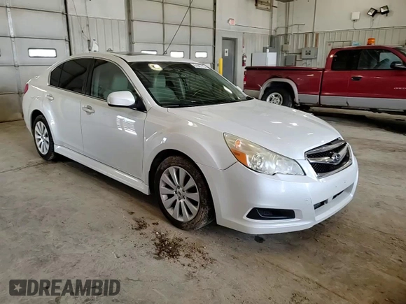 2011 Subaru Legacy Limited Power Moon with VIN 4S3BMCK61B3263728, listed as a Copart auction lot 61047715 with 178,376 mi miles and Salvage title. Bid and sale history available at DreamBid. Image 13.