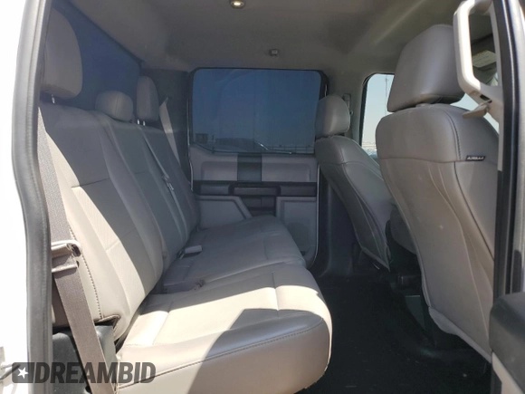 2018 Ford F-250 XL z VIN 1FT7W2B63JEC24474, wystawiony jako Copart lot #52757685 z przebiegiem 288 562 mil mil oraz Czysty tytuł • Clean title. Historia ofert i sprzedaży dostępna na DreamBid. Obrazek 10.