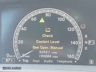 2009 Mercedes-Benz S-Class 5.5L V8 with VIN WDDNG86X29A242256, listed as a IAAI auction lot 42008977 with 195,004 mi miles. Bid and sale history available at carsss.com. Image 15.