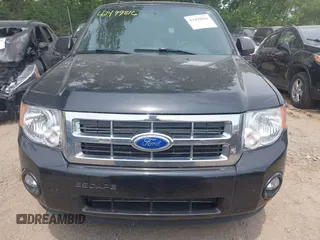 2011 Ford Escape Limited z VIN 1FMCU0EG8BKB96909, wystawiony jako IAAI lot #42499816 z przebiegiem 195 706 mil mil oraz . Historia ofert i sprzedaży dostępna na DreamBid. Obrazek 12.