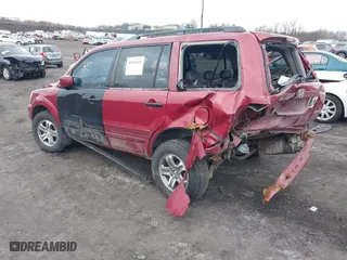 2003 Honda Pilot EX with VIN 2HKYF18683H581271, listed as a IAAI auction lot 41630651 with 173,536 mi miles. Bid and sale history available at carsss.com. Image 3.