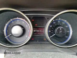 2011 Hyundai Sonata GLS z VIN 5NPEB4AC7BH170460, wystawiony jako Copart lot #60422825 z przebiegiem 122 213 mil mil oraz Czysty tytuł • Clean title. Historia ofert i sprzedaży dostępna na DreamBid. Obrazek 9.