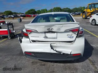 2016 Hyundai Sonata Hybrid Limited with VIN KMHE34L13GA018114, listed as a IAAI auction lot 41500062 with 43,207 mi miles. Bid and sale history available at carsss.com. Image 16.