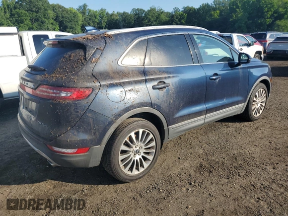 2017 Lincoln MKC Reserve with VIN 5LMCJ3D99HUL03201, listed as a Copart auction lot 61611685 with 83,578 mi miles and Clean title. Bid and sale history available at DreamBid. Image 3.